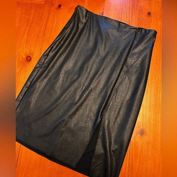 Commando Faux leather side slit skirt sz XL - Picture 9 of 11